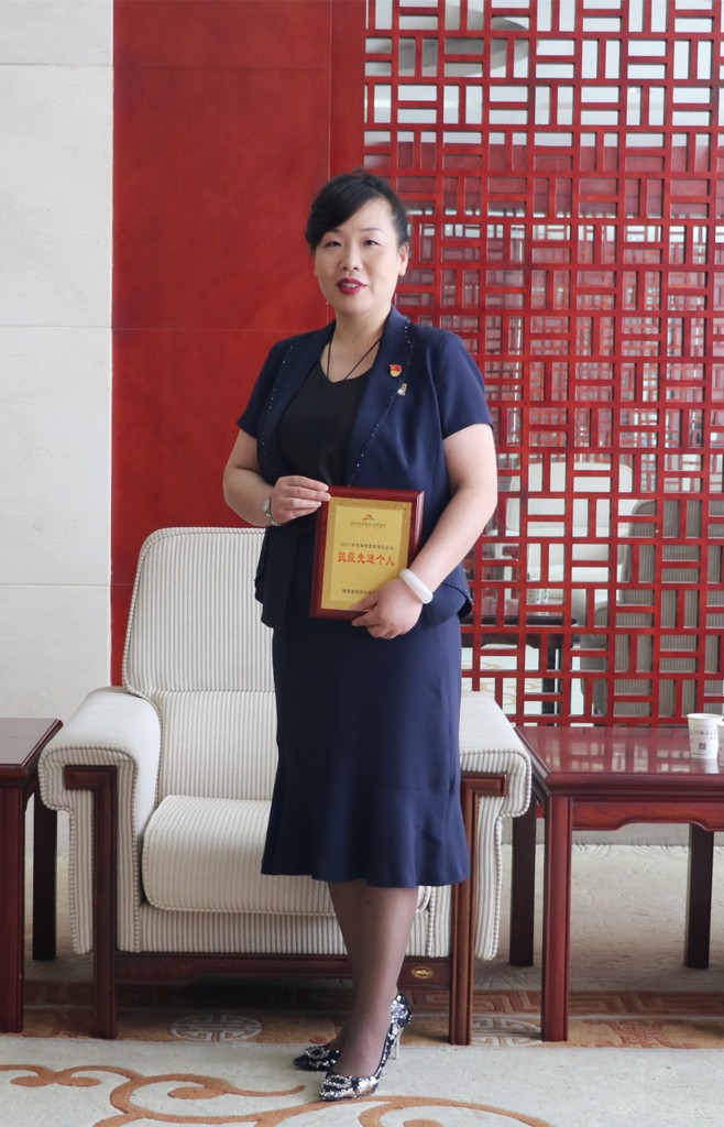 杨菲