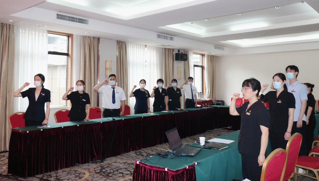 图片2.jpg 图片2